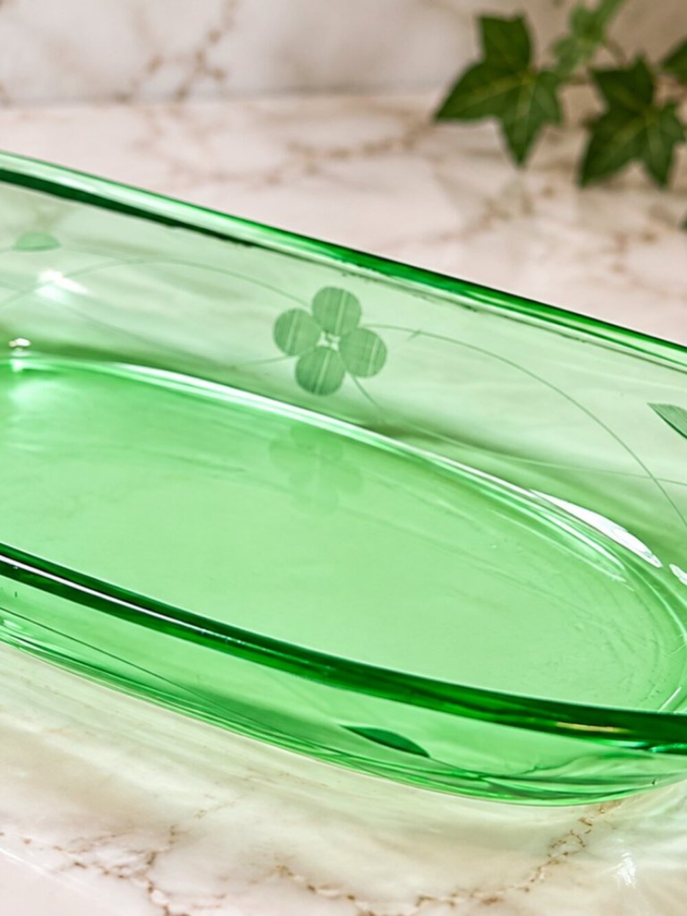 SE-70--Vintage Anchor Hocking Green Depression Glass Oval Relish Serving Dish 12